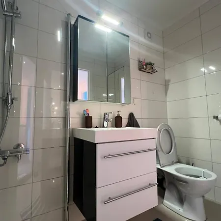 Cozy Urban Single *
